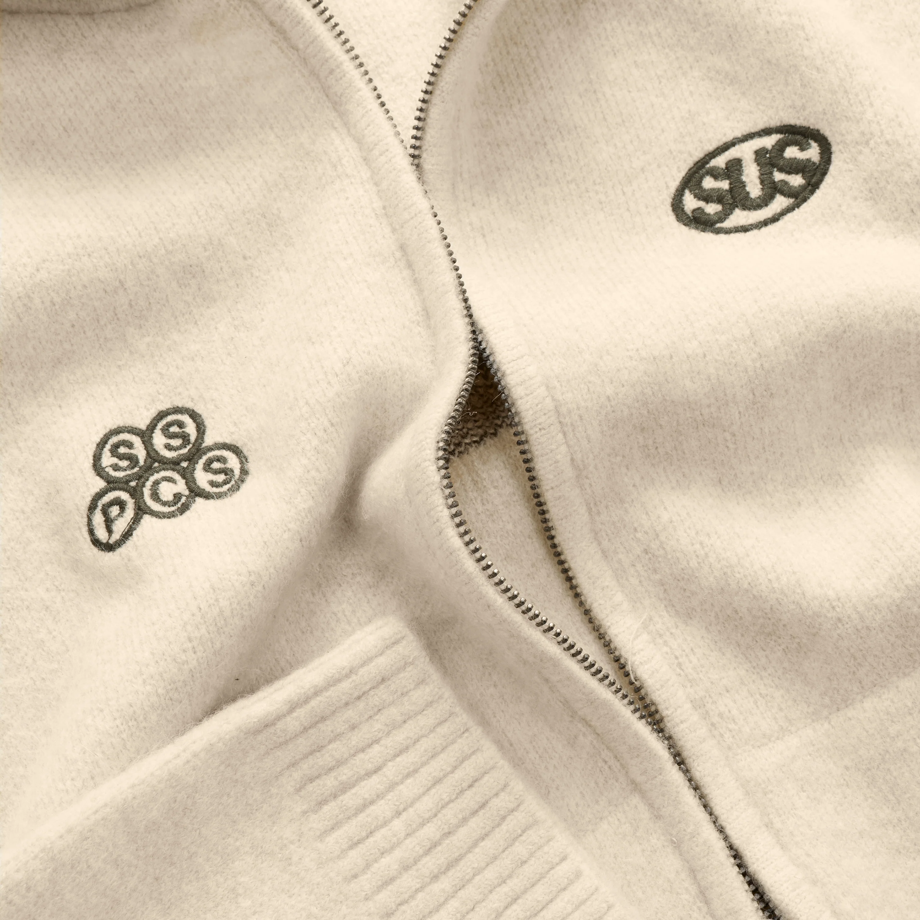 Fall / Backmark Knitted Zipped Hoodie - Dune - Image 4