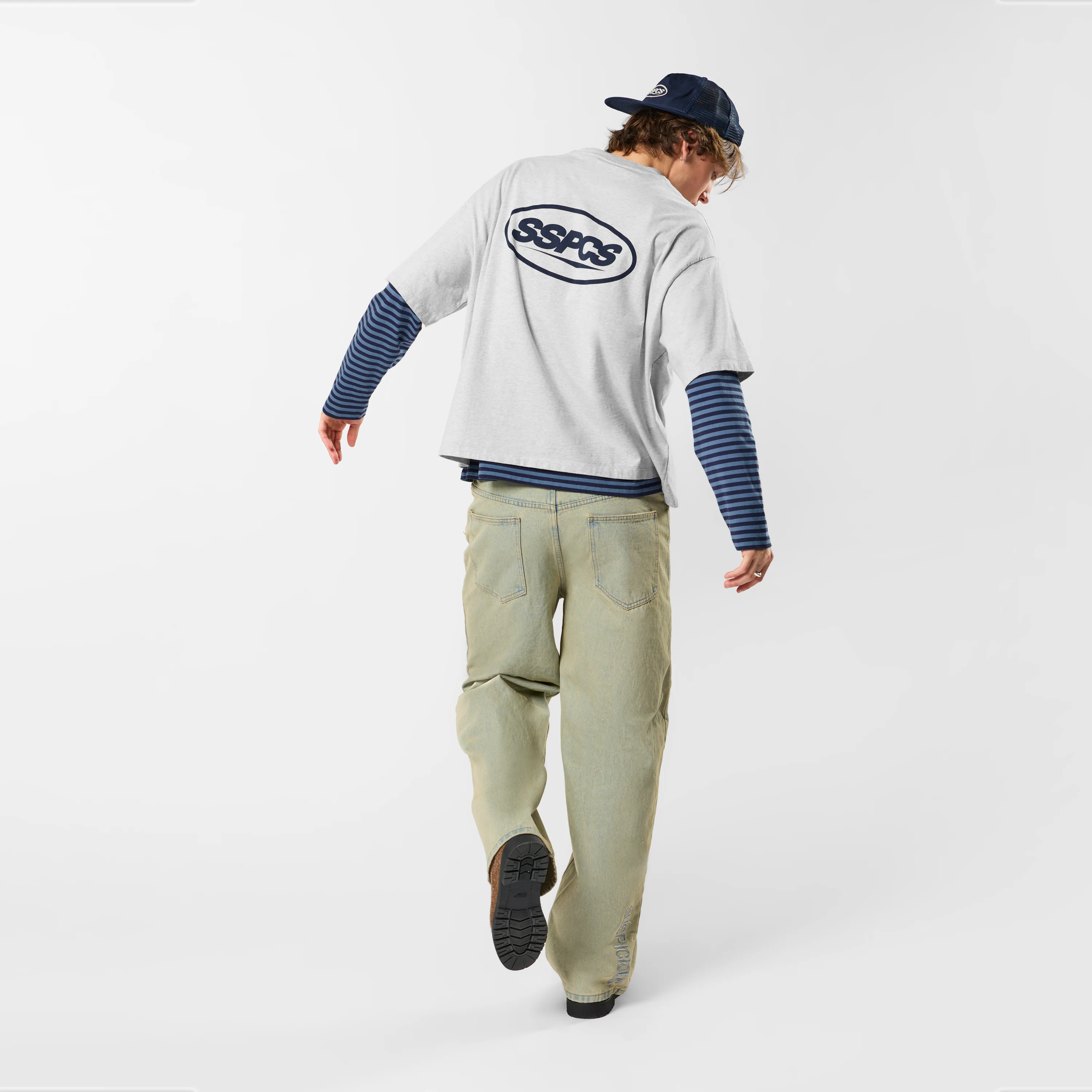 Off Season / Badge Tee - Ash - Image 8