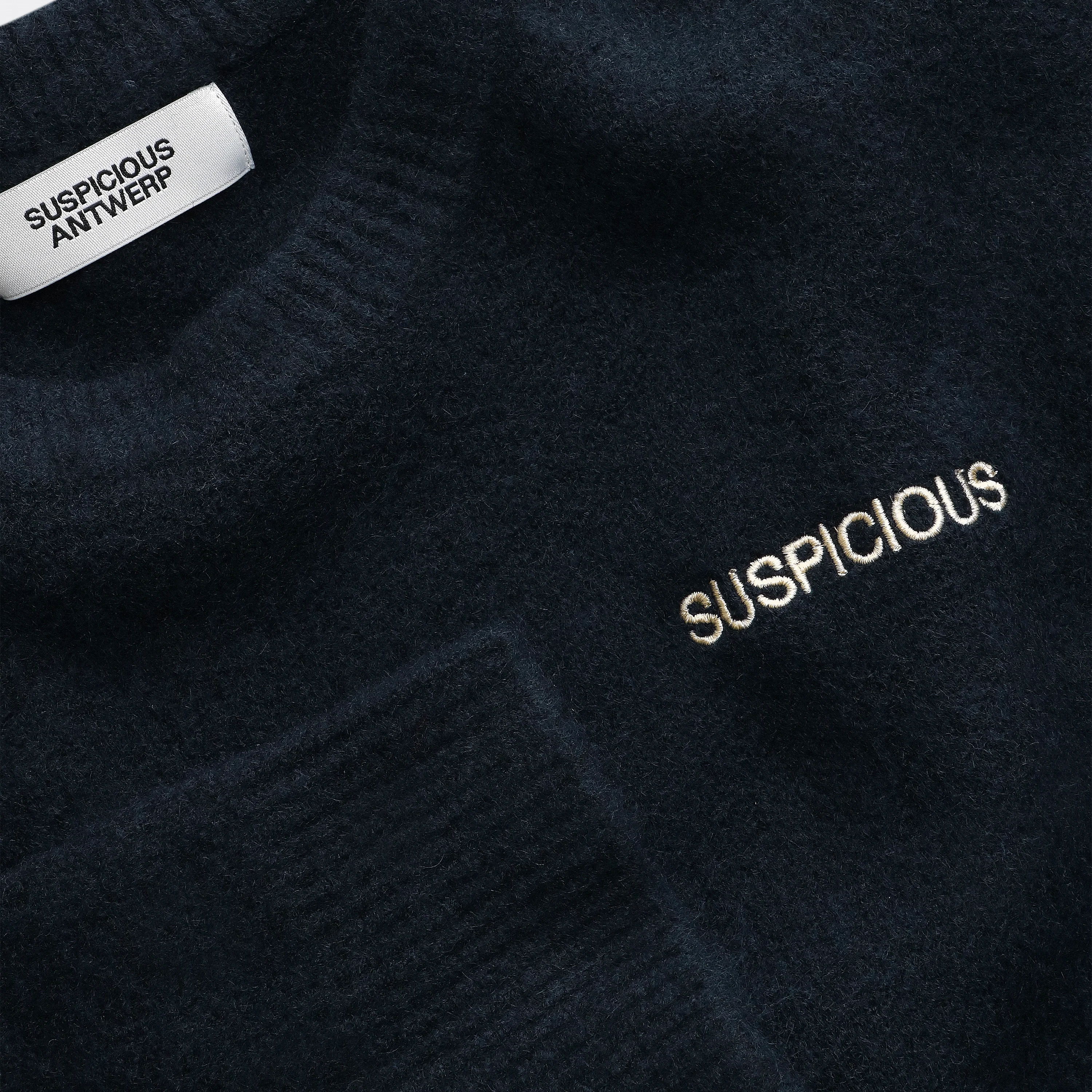 PL / The Suspicious Winter Knit - Midnight - Image 2