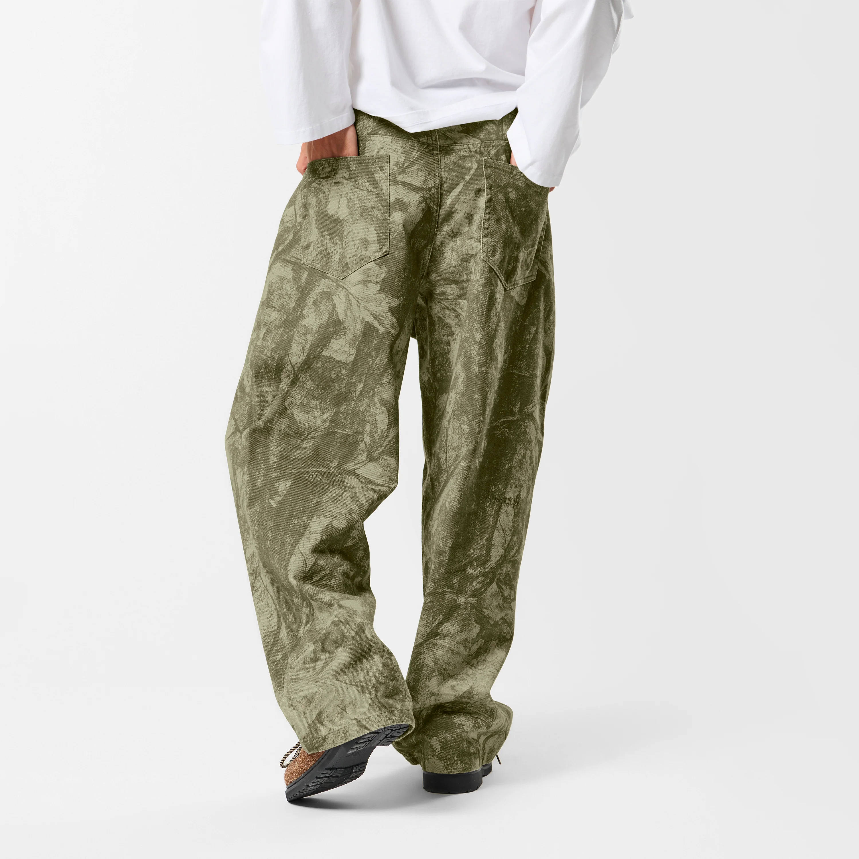 Softground / Essentials Baggy Jeans - Faded Leafs - Image 5
