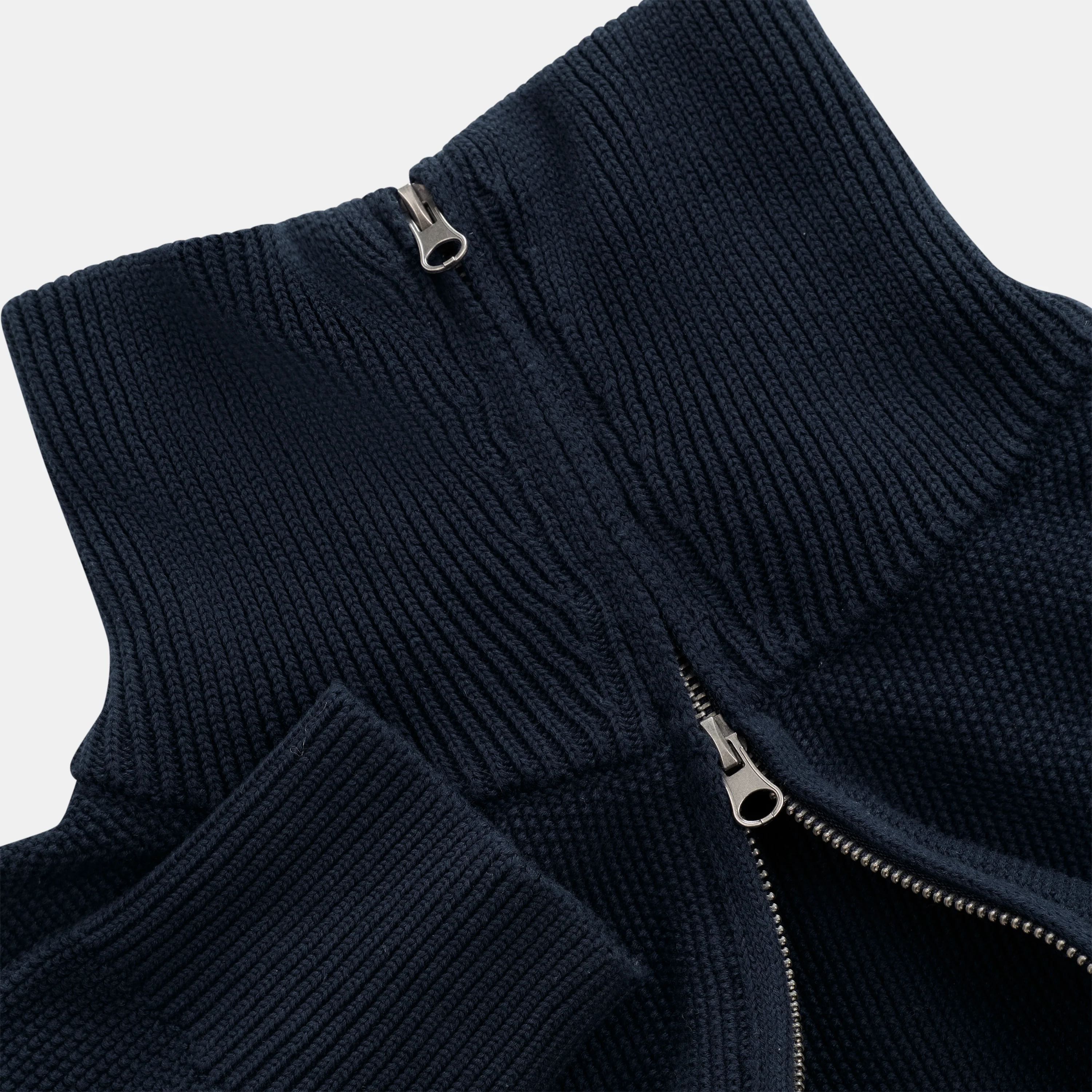 Winter2 / Essentials Tight Knitted Zip-Up - Navy - Image 4