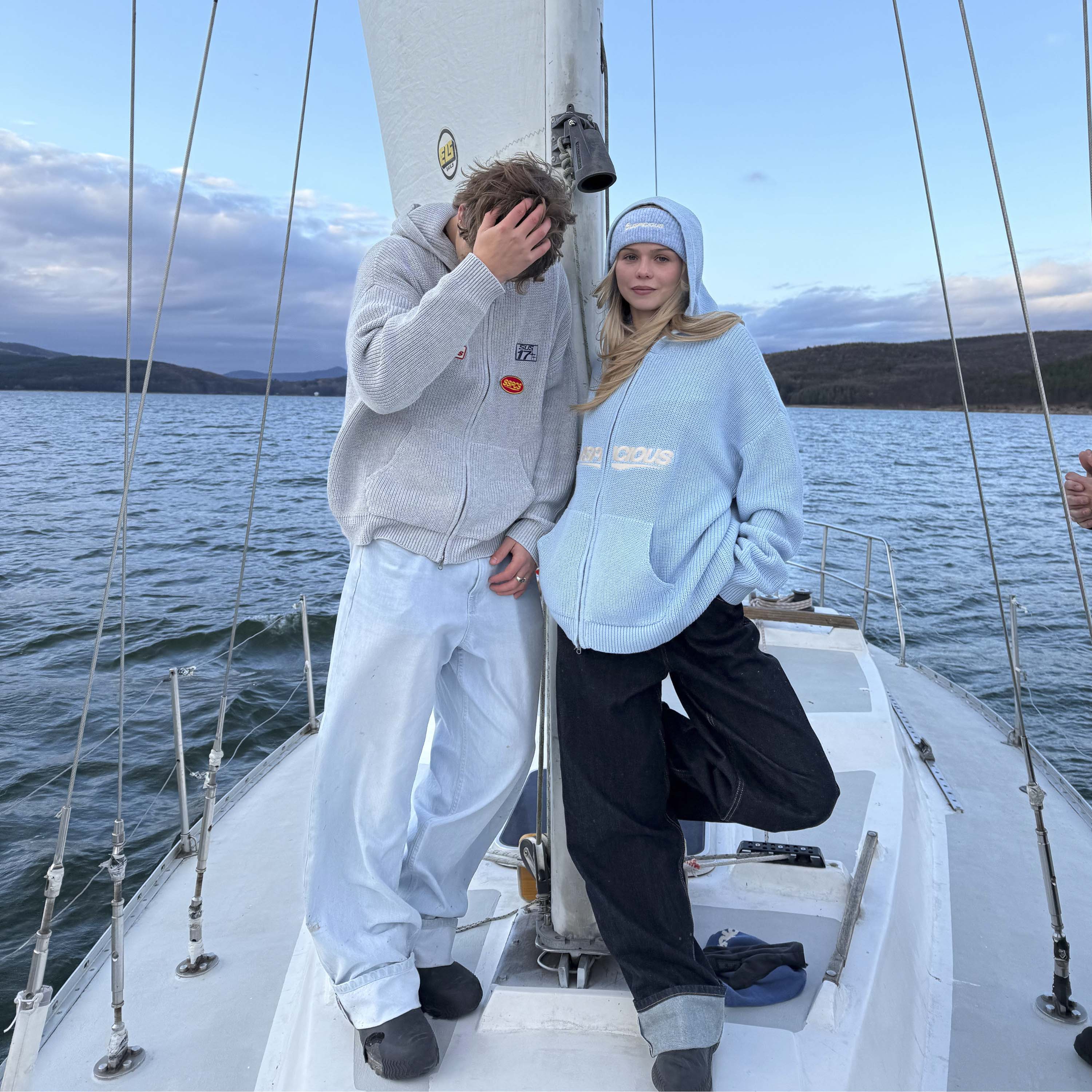 Winter3 / Flow Vintage Zip-Up - Celestial Blue - Image 10
